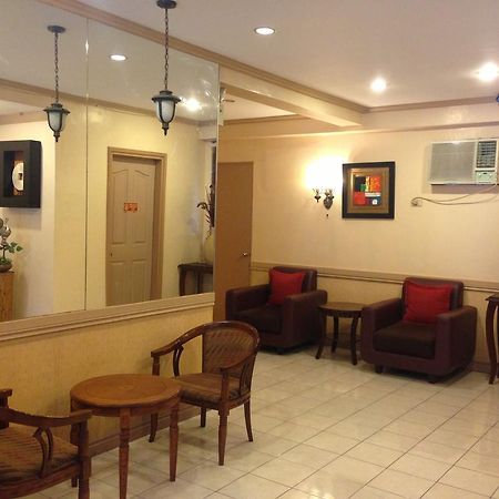 Sun Avenue Tourist Inn&Cafe Tagbilaran Extérieur photo
