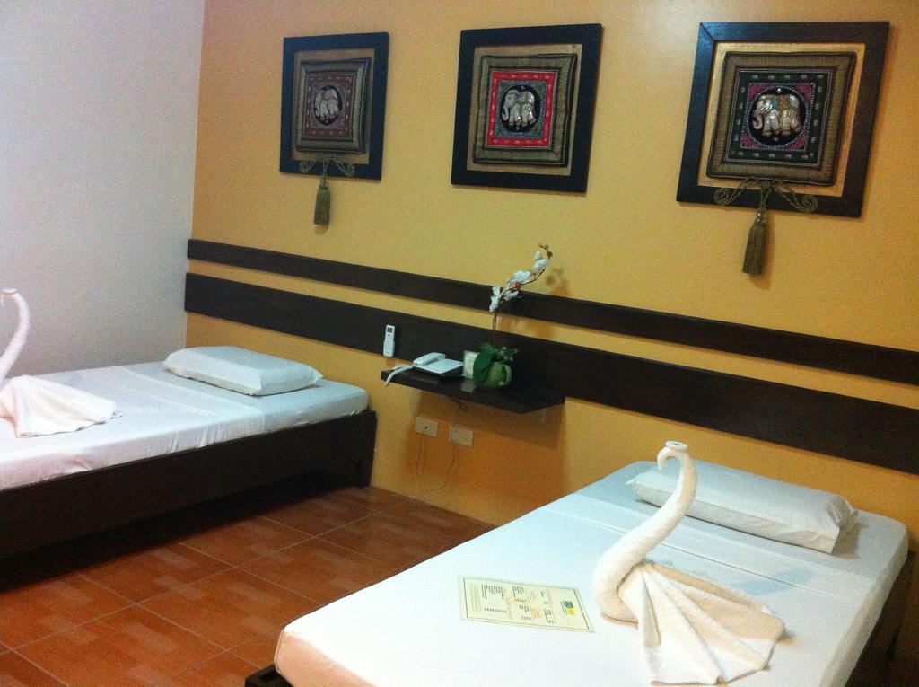 Sun Avenue Tourist Inn&Cafe Tagbilaran Extérieur photo