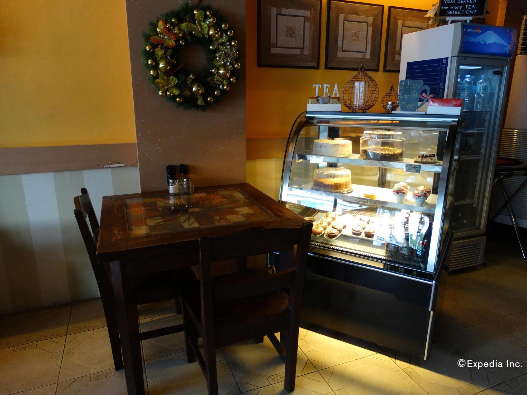 Sun Avenue Tourist Inn&Cafe Tagbilaran Extérieur photo